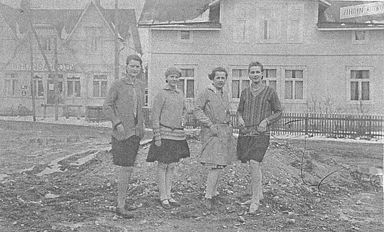 /><figcaption class=wp-element-caption